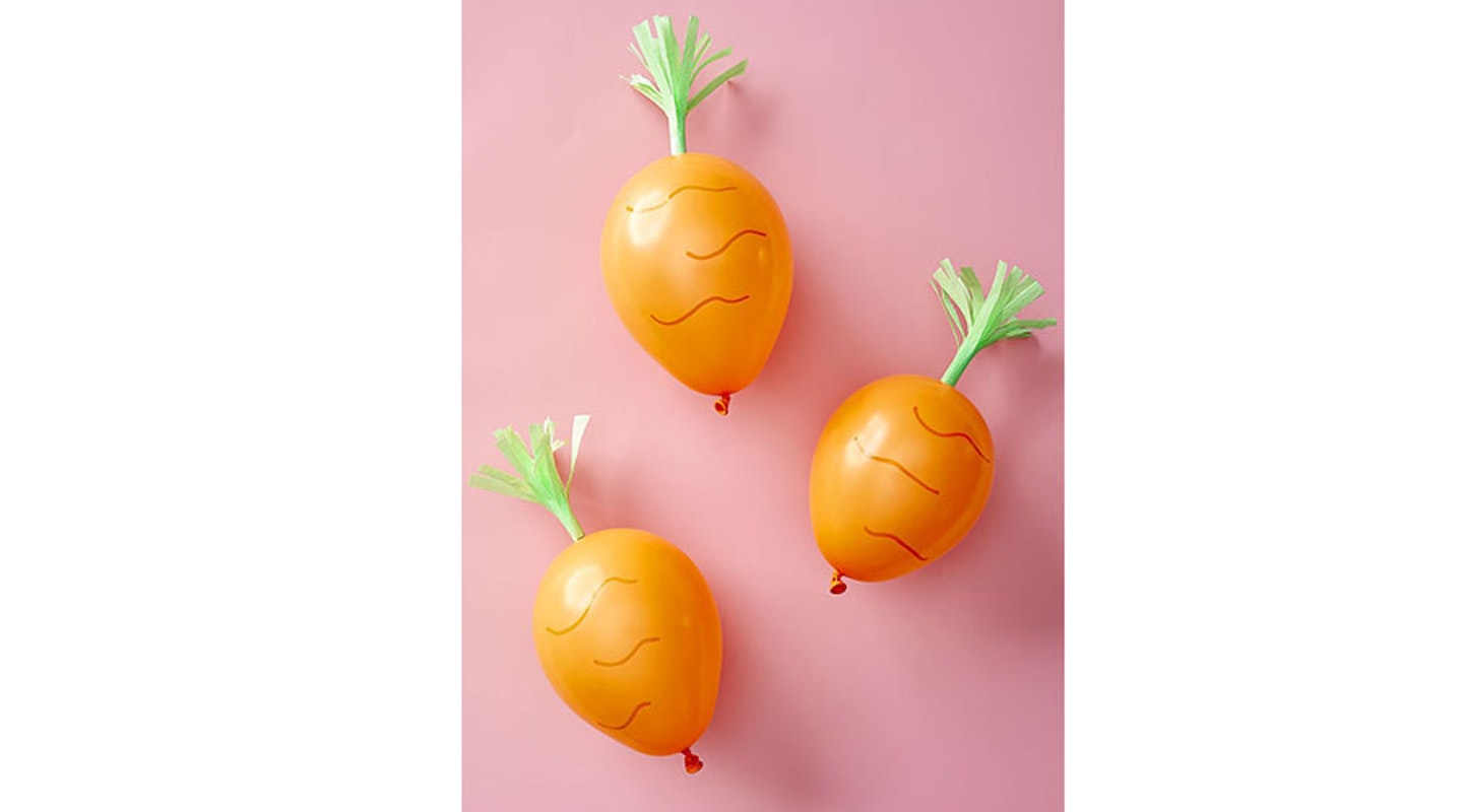 easter carrot balloons