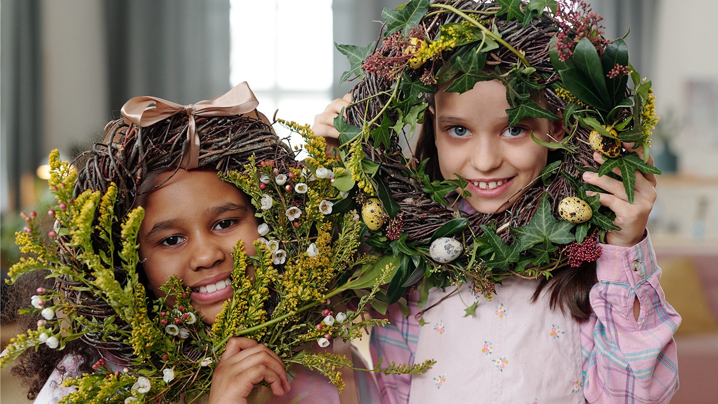how to make an easter wreath