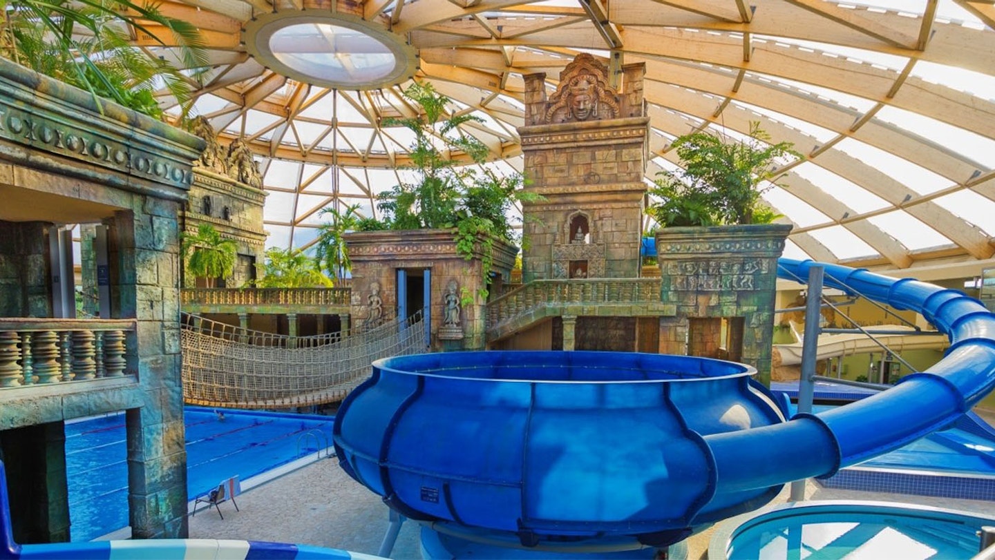 The best hotels with water parks Family Life Mother & Baby