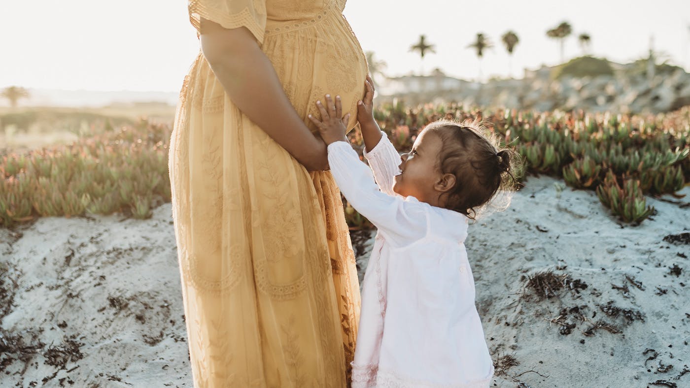 How to introduce your new baby to your toddler