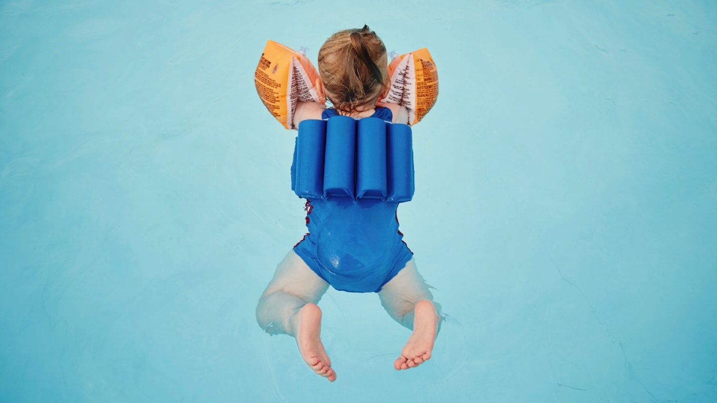 toddler-swimming aid