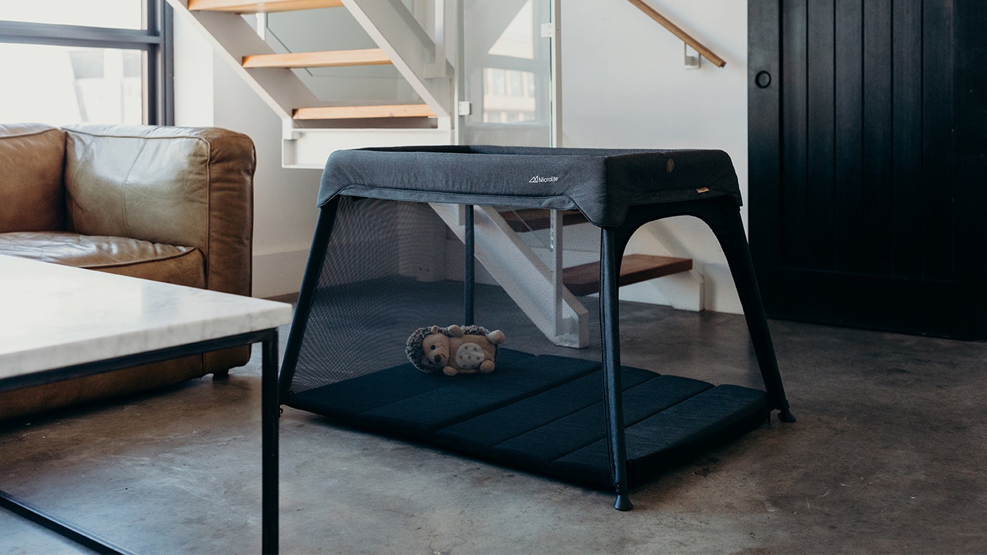 How To Put Up A Travel Cot how-to-put-up-a-travel-cot