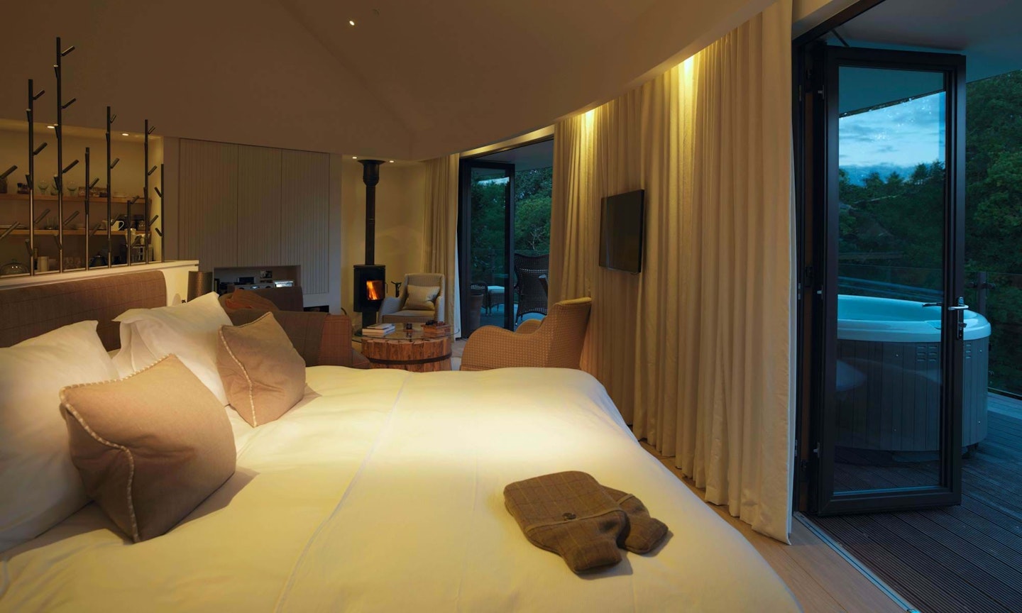 treehouse-image-studio-suite-bedroom