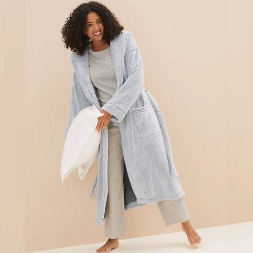 Pale Grey Fluffy Hooded Dressing Gown  New Look