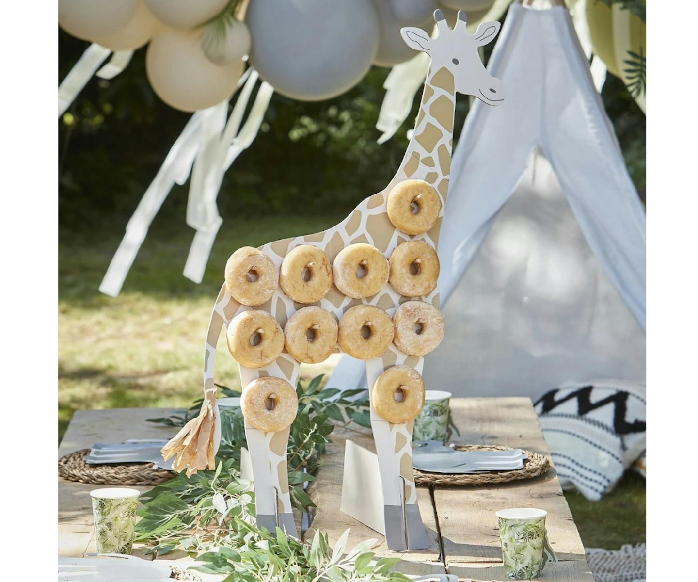 safari-themed-baby-shower-olivia-bowen