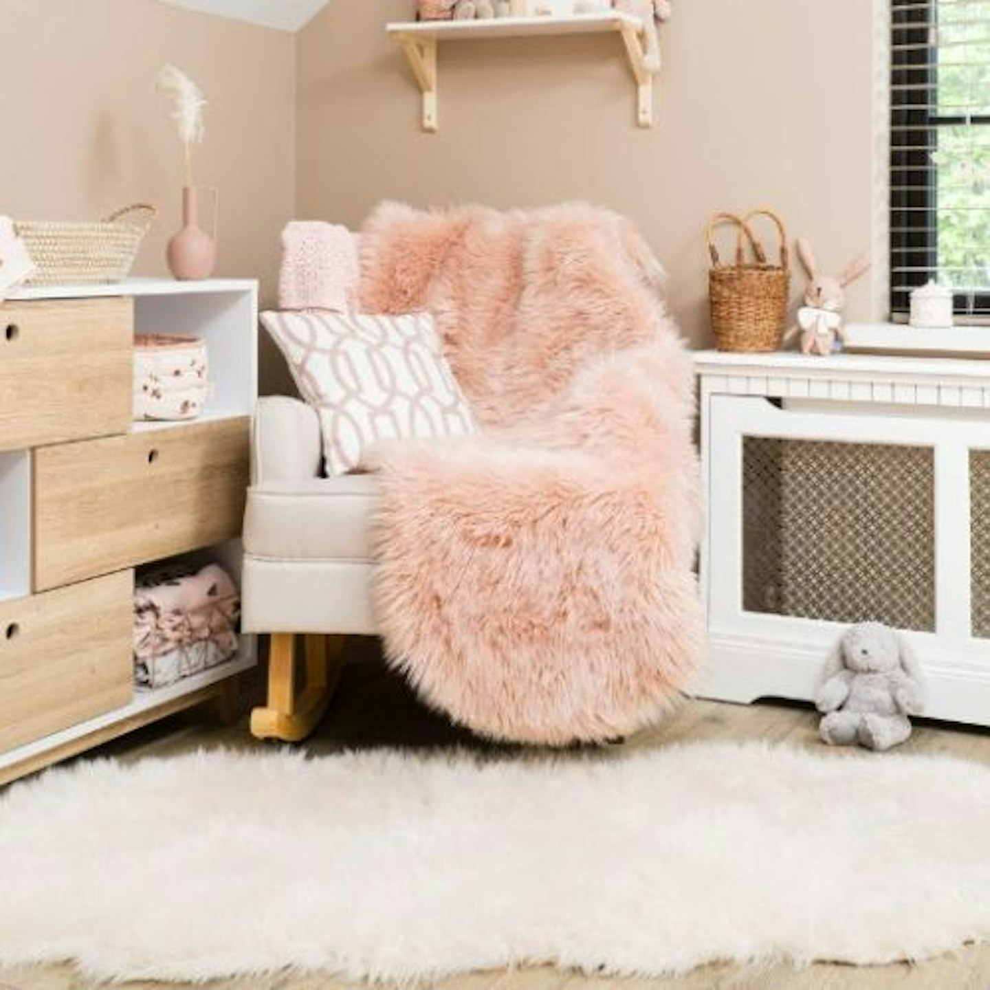 Cream Faux Fur Sheepskin Hide Rug