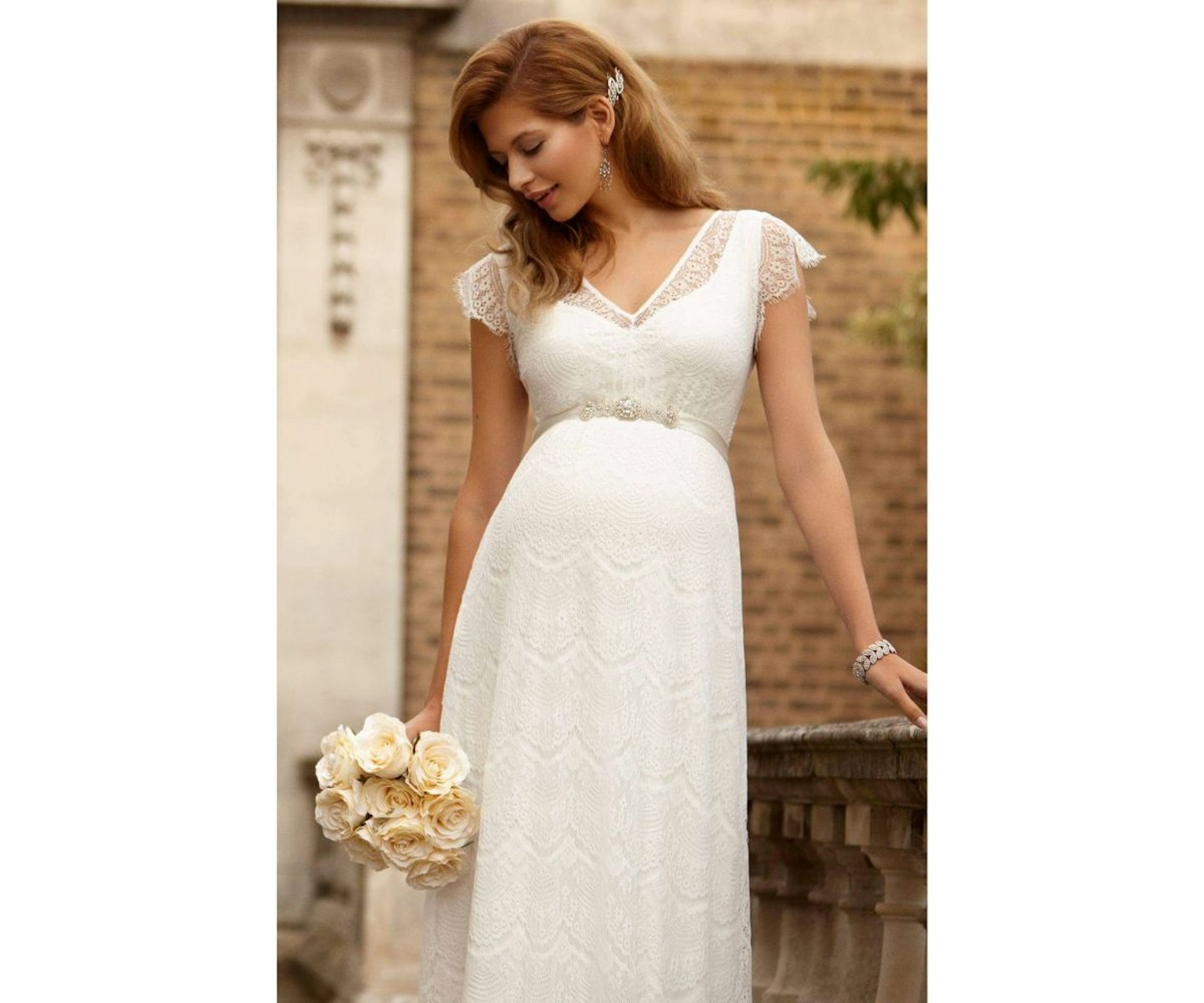 best-maternity-wedding-dresses