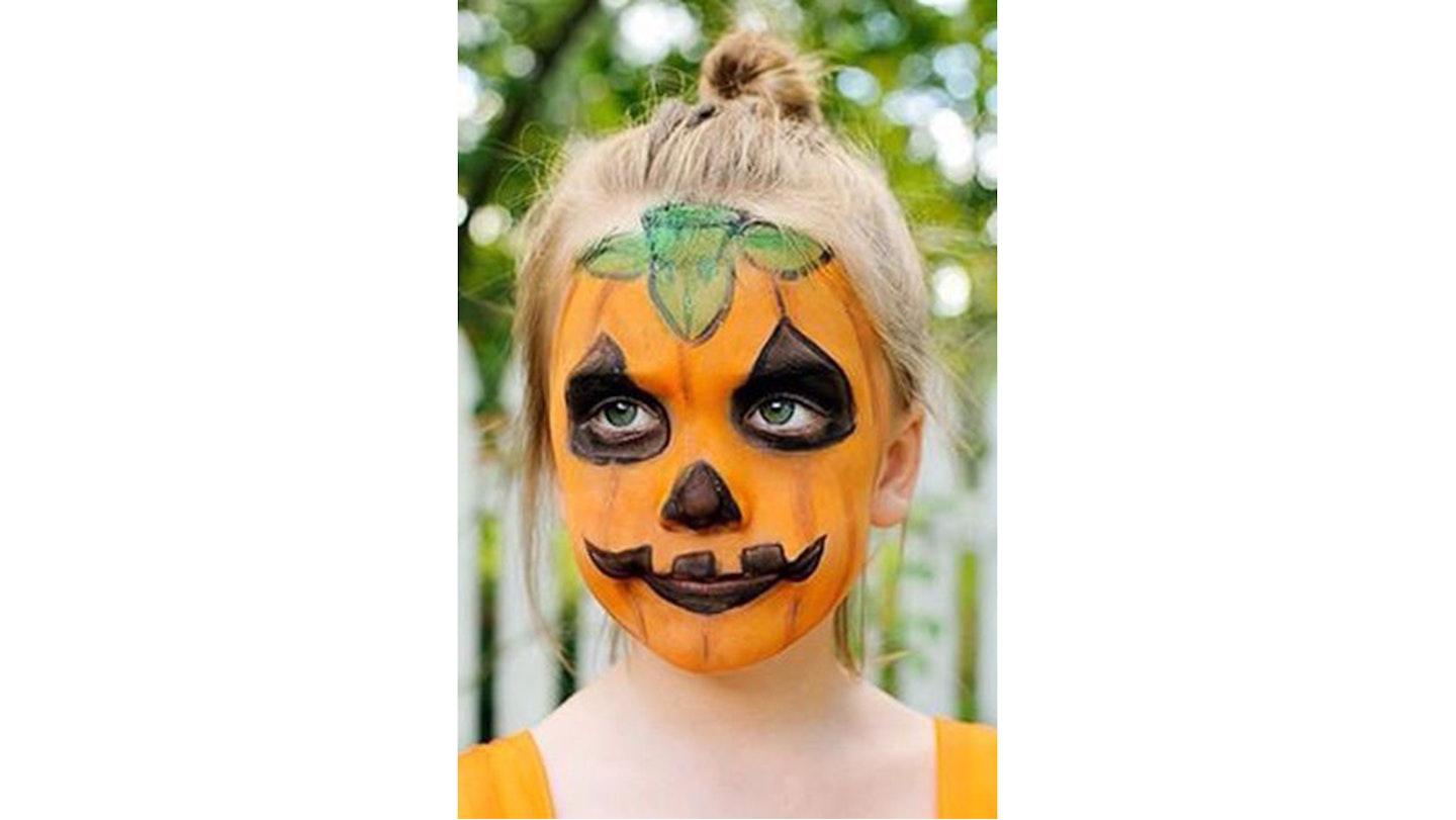 easy halloween face paint
