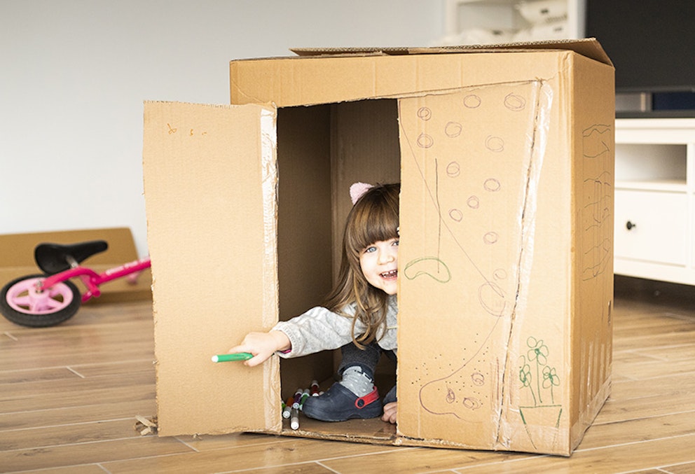What is imaginative play? Benefits, ideas and toys