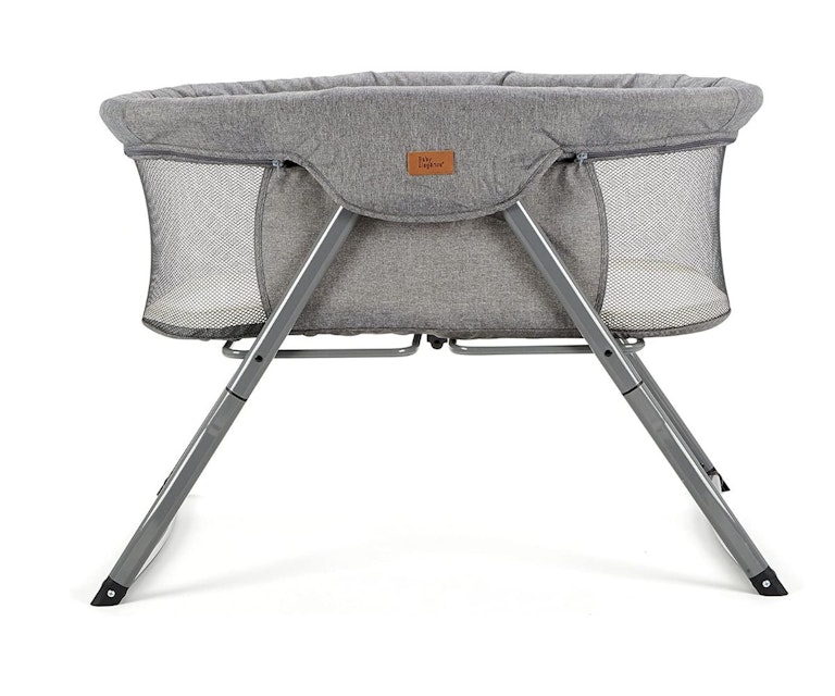 The best travel cot for babies and toddlers for comfort on the go