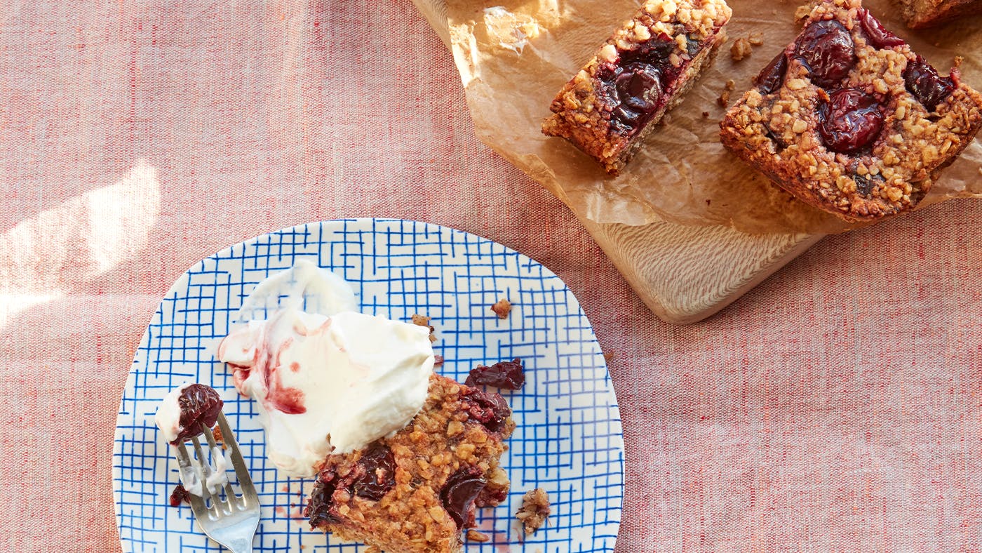 Cherry bakewell flapjacks recipe