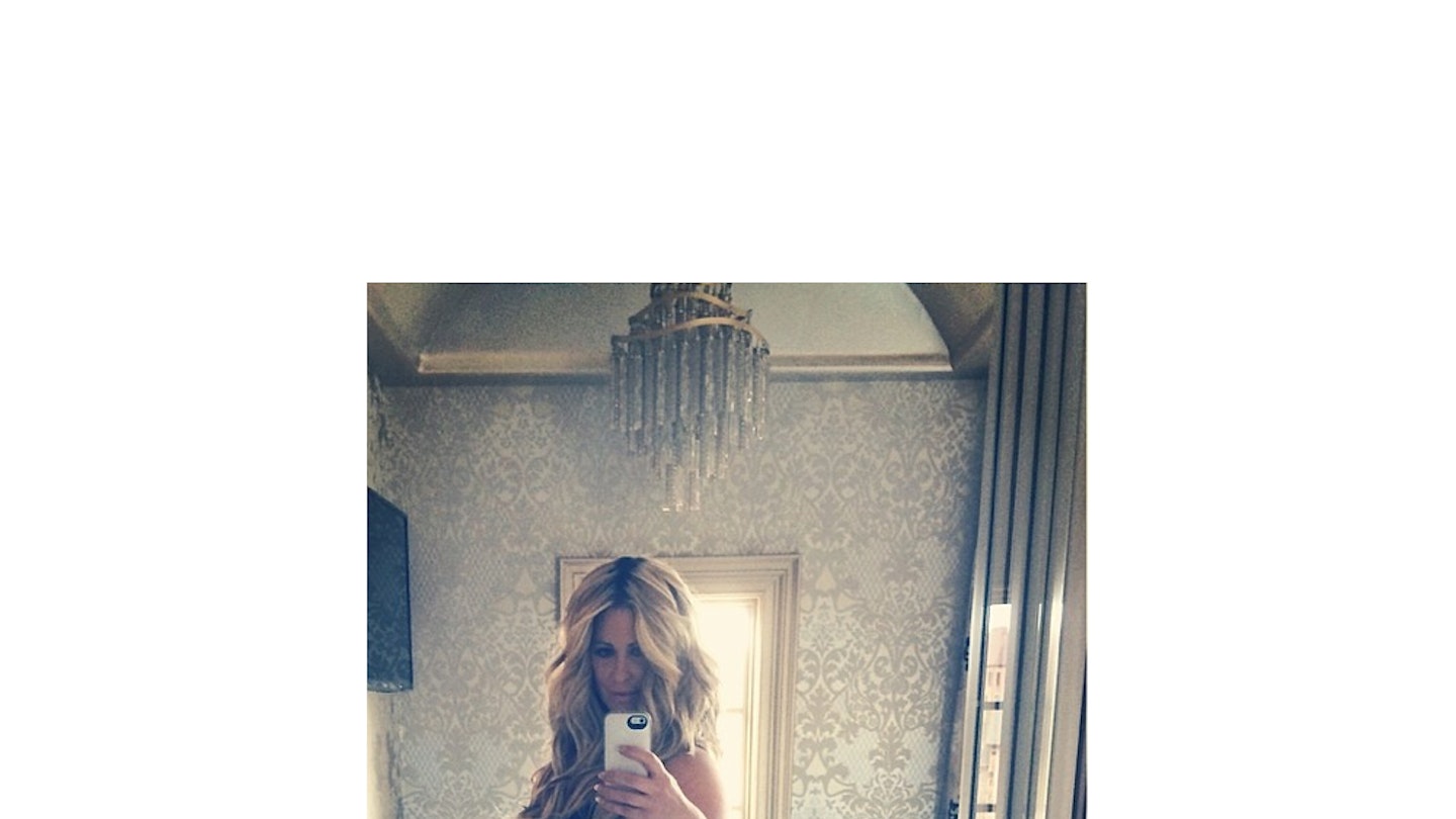 What Happens When Kim Zolciak Tweets A Post-Baby Body Pic? Well, this…
