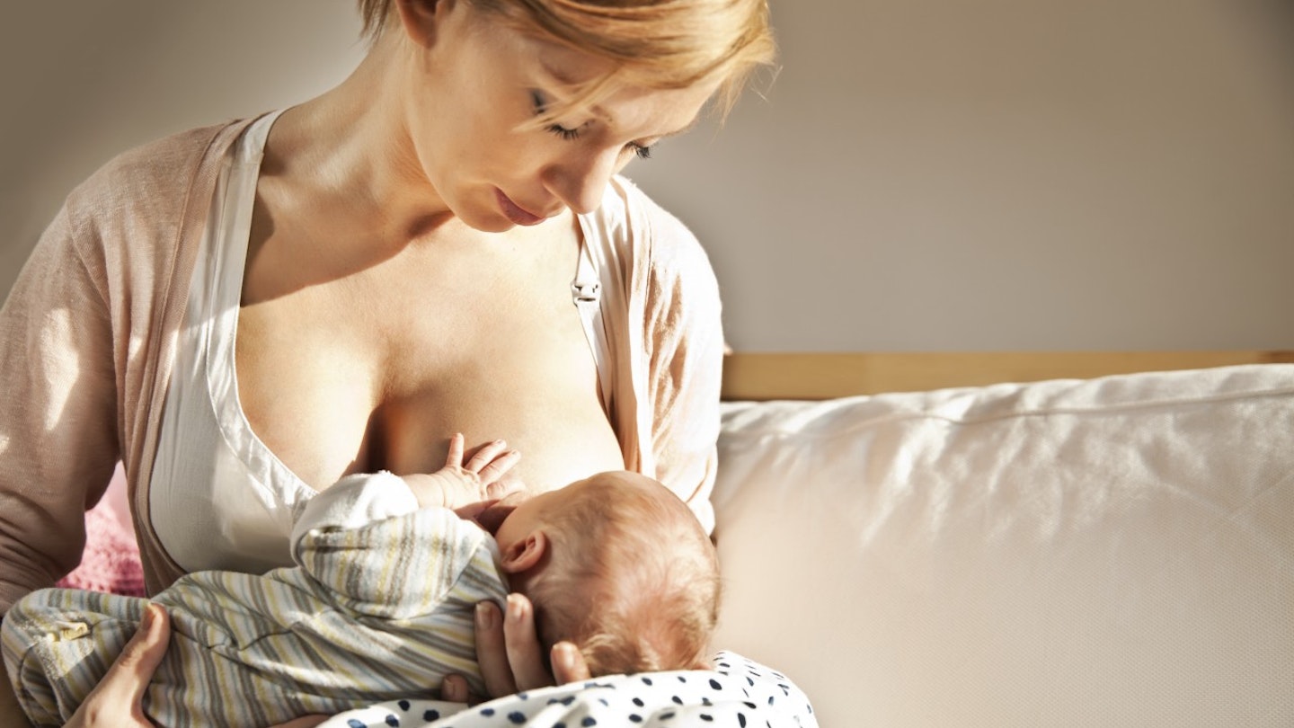 Dressing for breastfeeding - what to wear