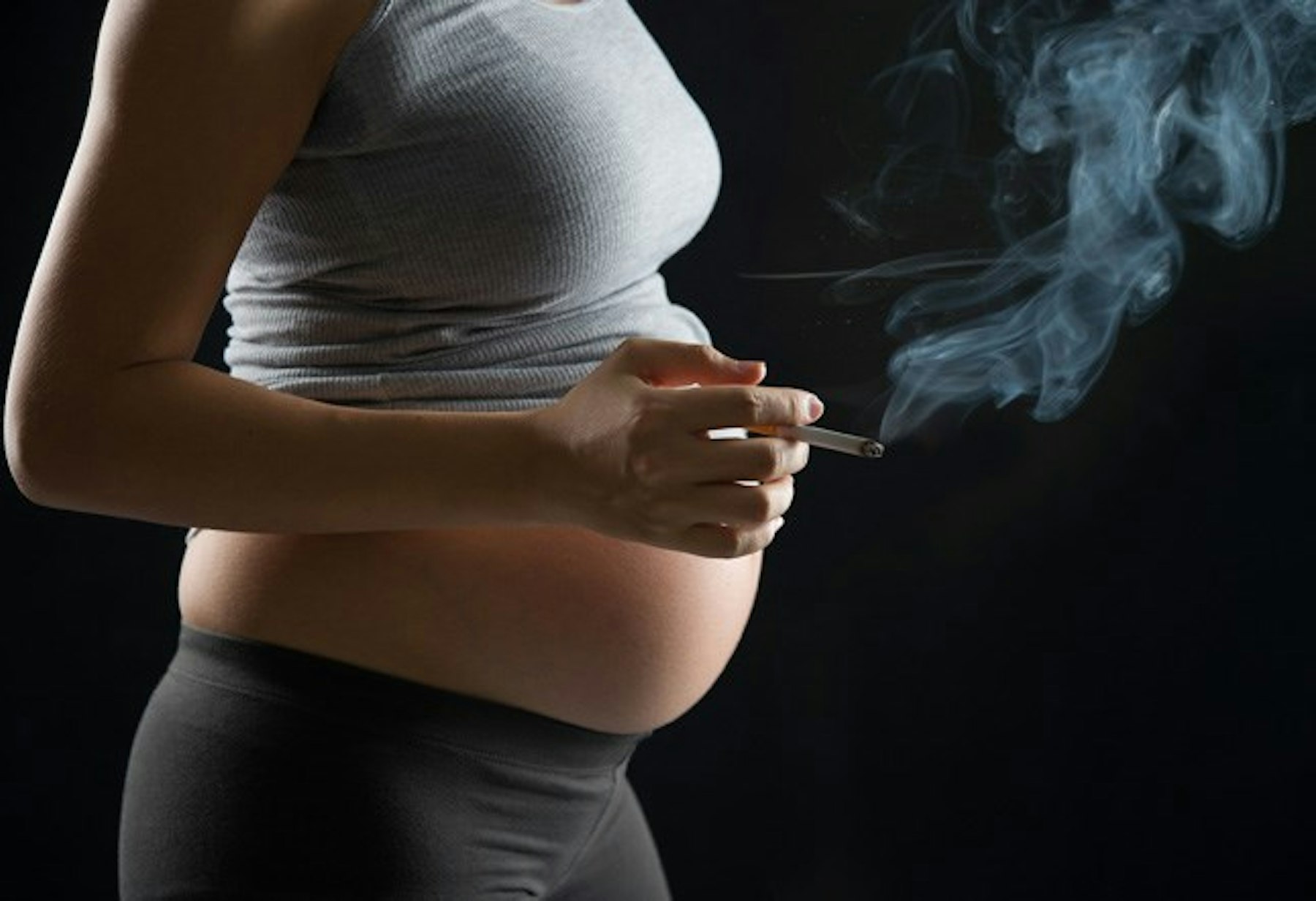 Курение и грудное вскармливание. Влияние вредных привычек на беременных.