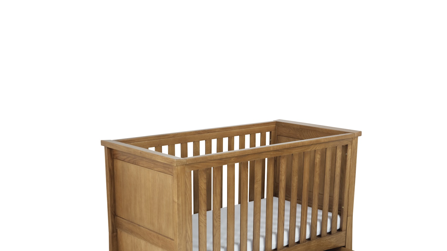 Silver Cross Canterbury Cot Bed