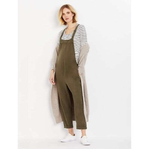 The top 32 stores to buy maternity clothes in the UK or online