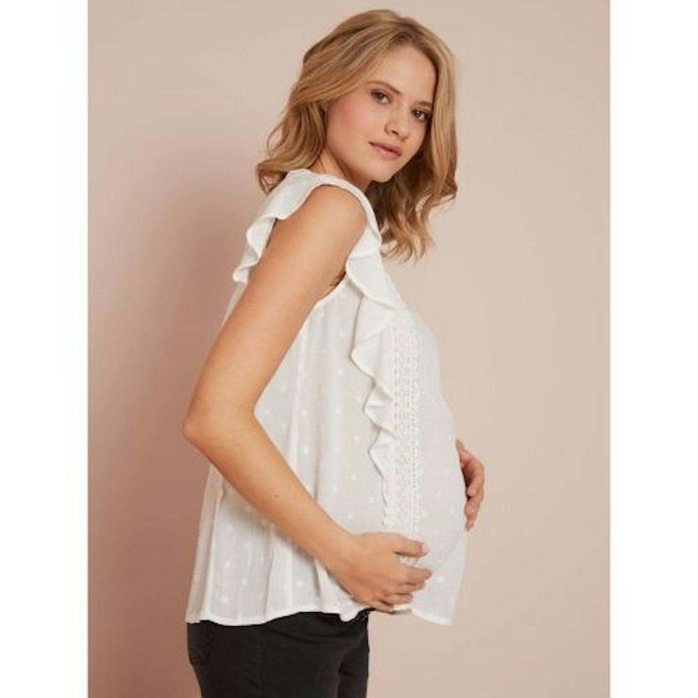 Plumetis u0026amp; Macramu00e9 blouse for maternity