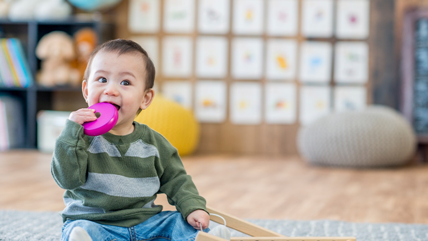 Fun activities for 1-year-olds you can do at home