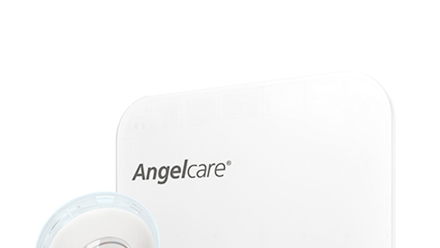 The user friendly Angelcare AC701 Digital Touch Screen Movement & Sound Baby Monitor watches over your baby when you can’t. The undermattress SensorPad monitors movement across the entire surface of your baby’s mattress, even the slightest breathing move