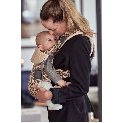 Dolce and hotsell gabbana baby carrier