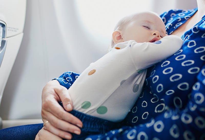 9 Tips For Getting Your Baby To Sleep On The Plane | Family Life ...