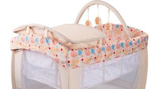 Babystart deluxe superlight travel cot Clearance