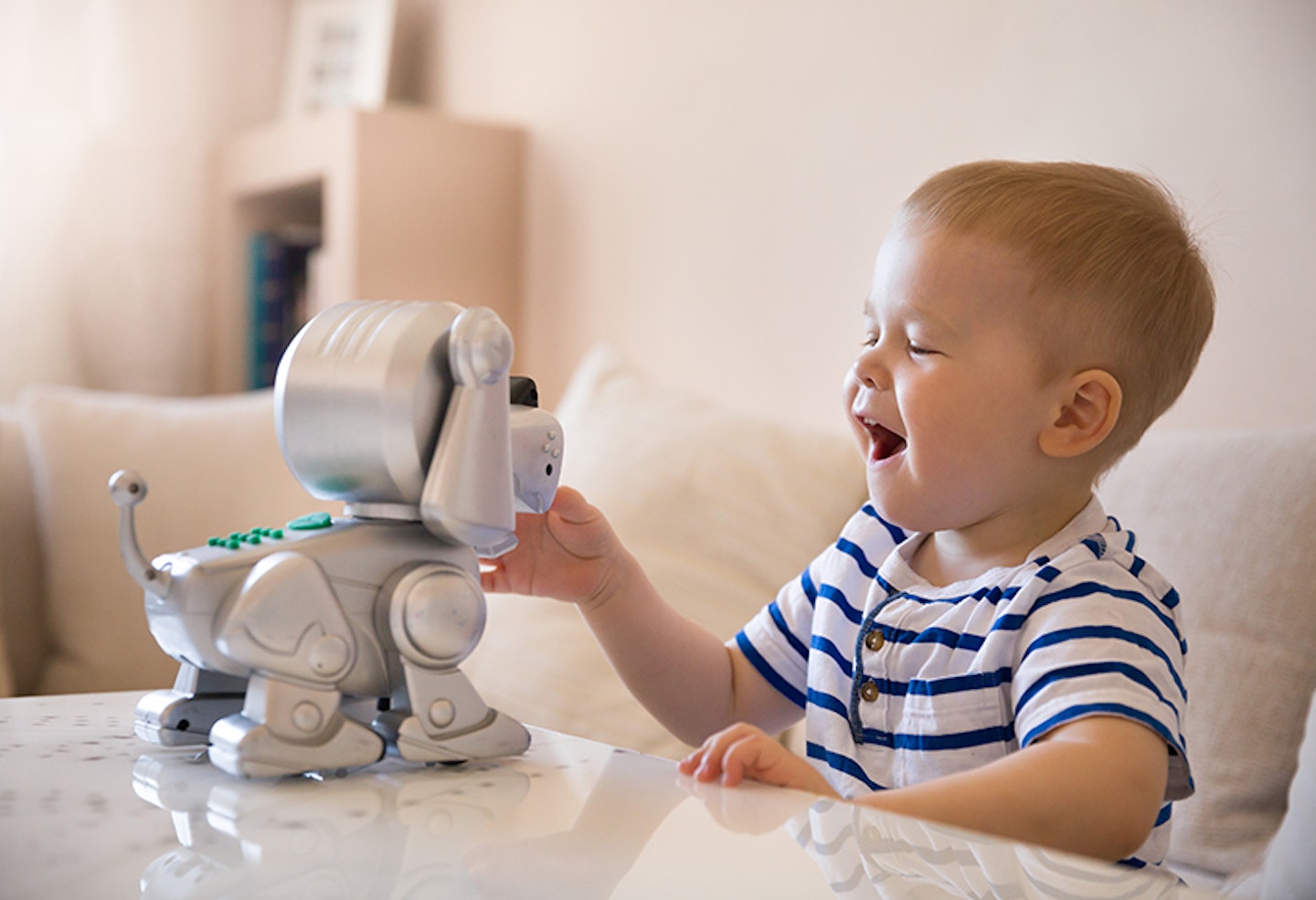 Robot interactif - Infantino
