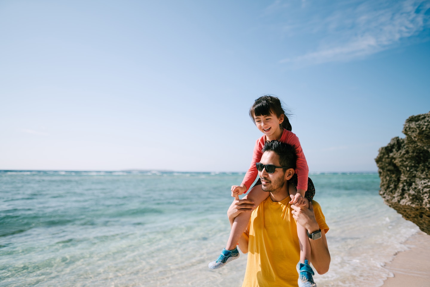 Father and daughter enjoying a day trip together to spend quality time.
