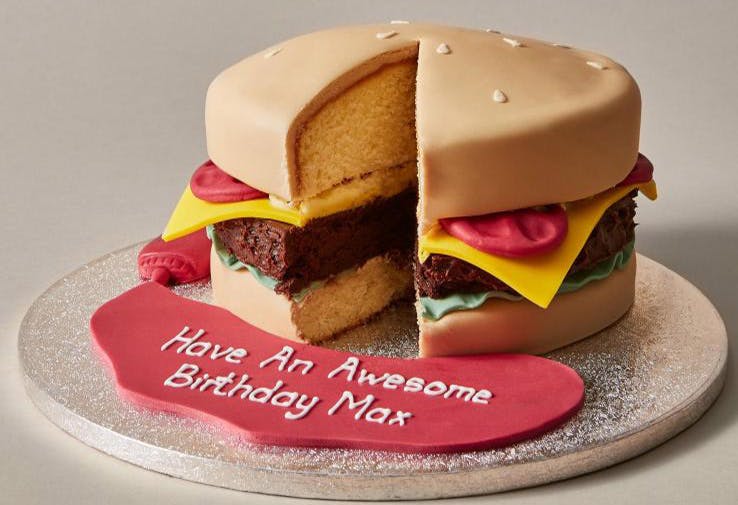 How to Make a Burger Cake | Burger cake, Creative cake decorating,  Hamburger cake