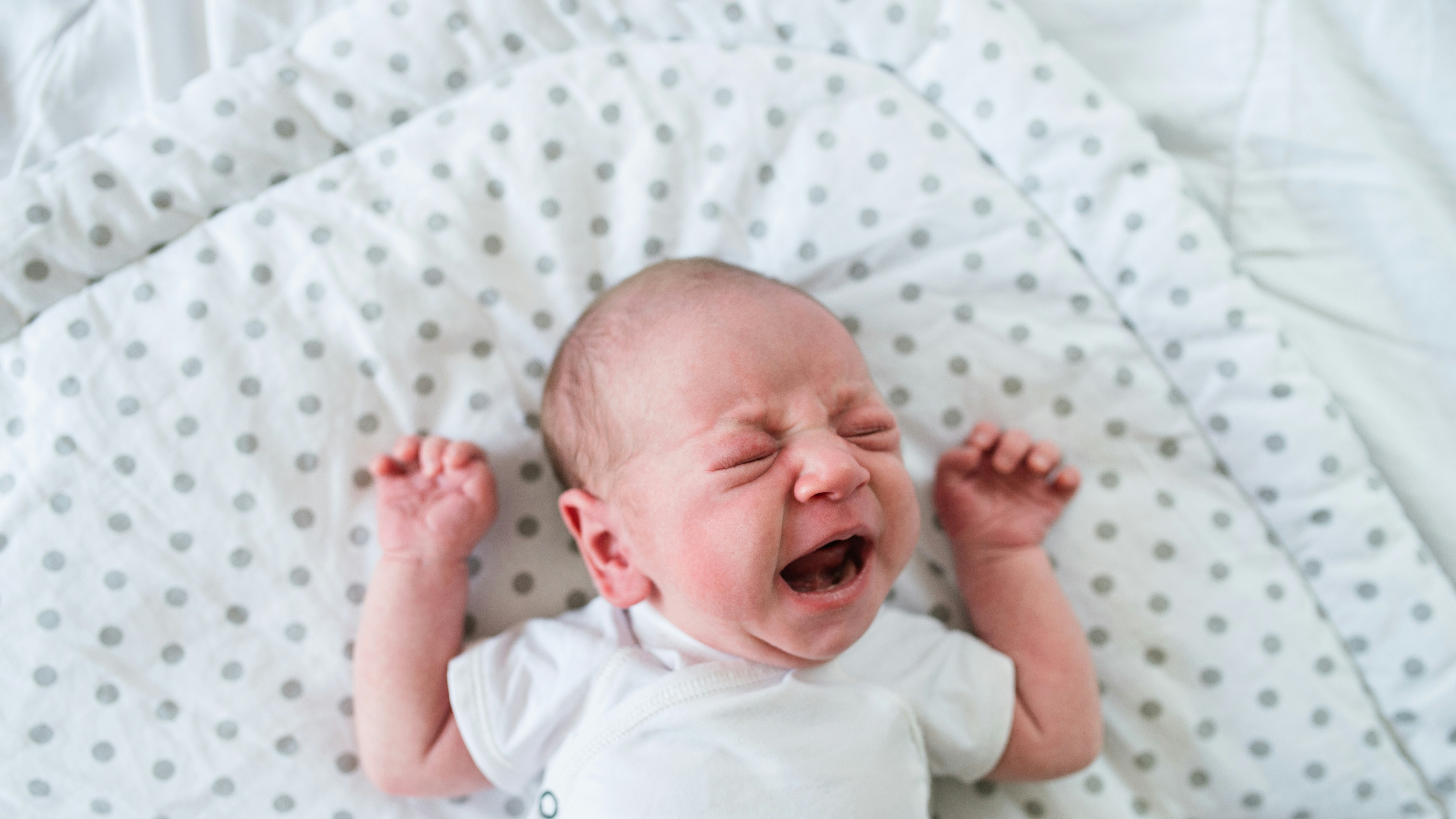 Baby Retching Grunting baby syndrome: Causes, symptoms and is it normal?
