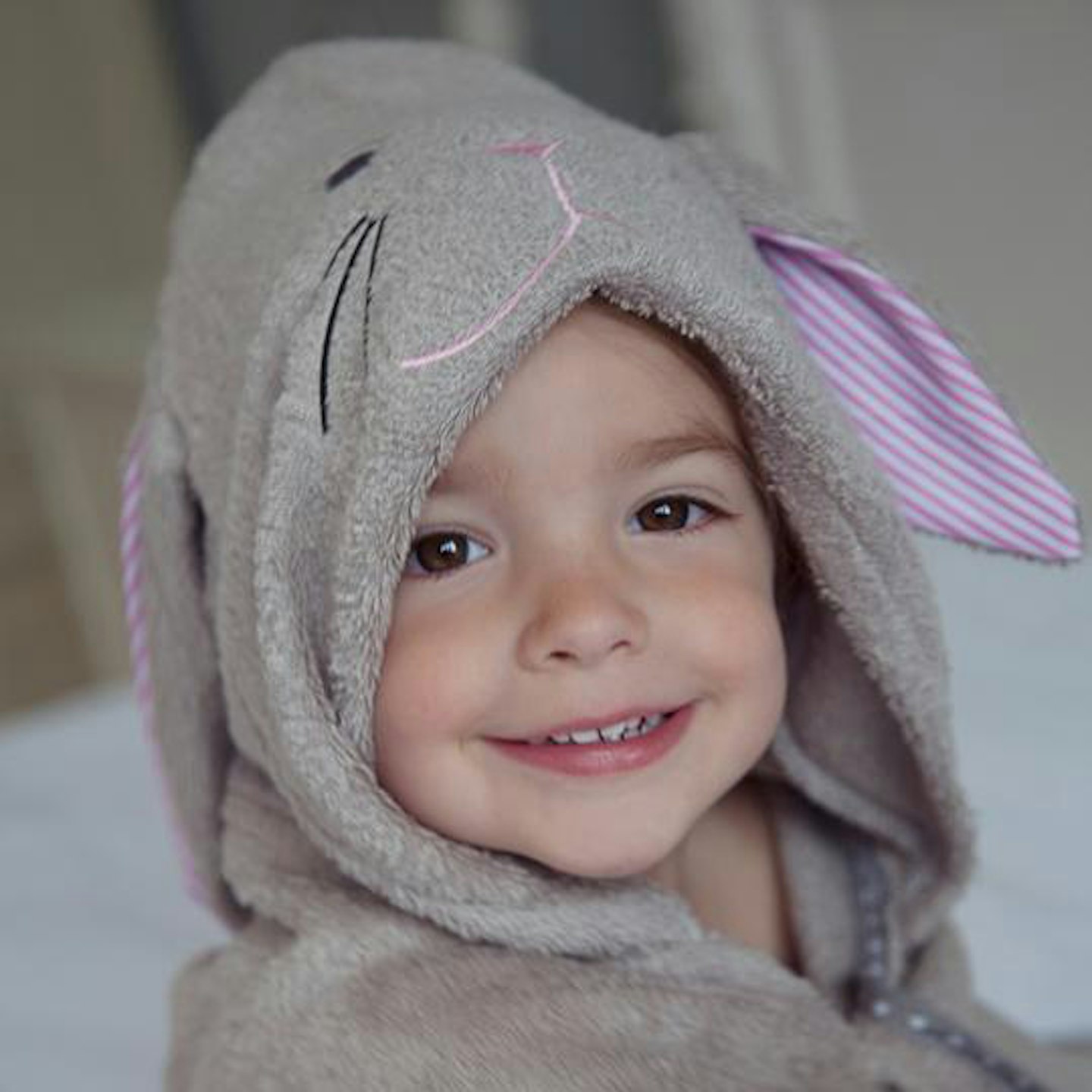 Cuddlebunny bamboo soft hooded towel