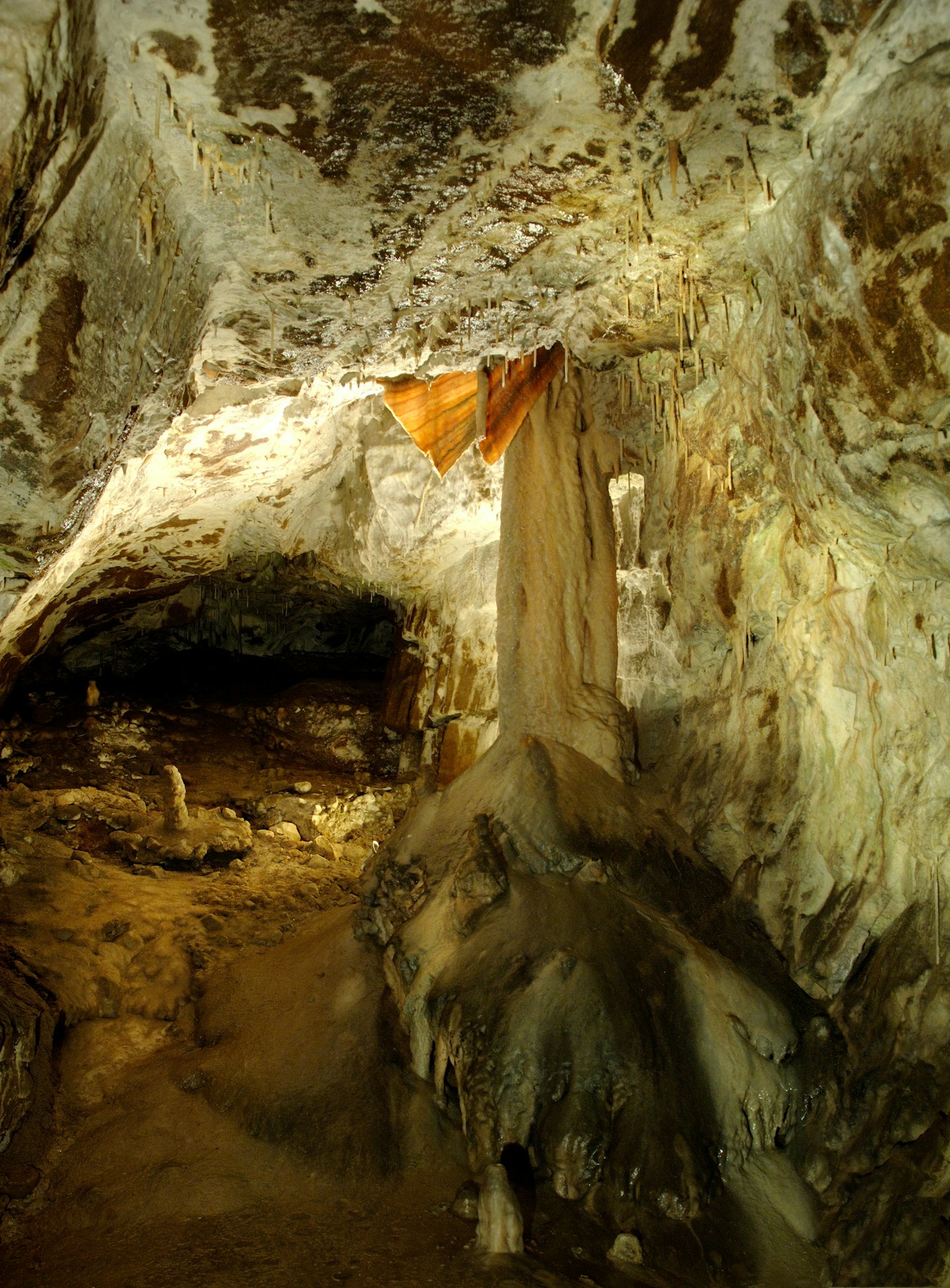 Dan yr Ogof Cave Christmas Experience