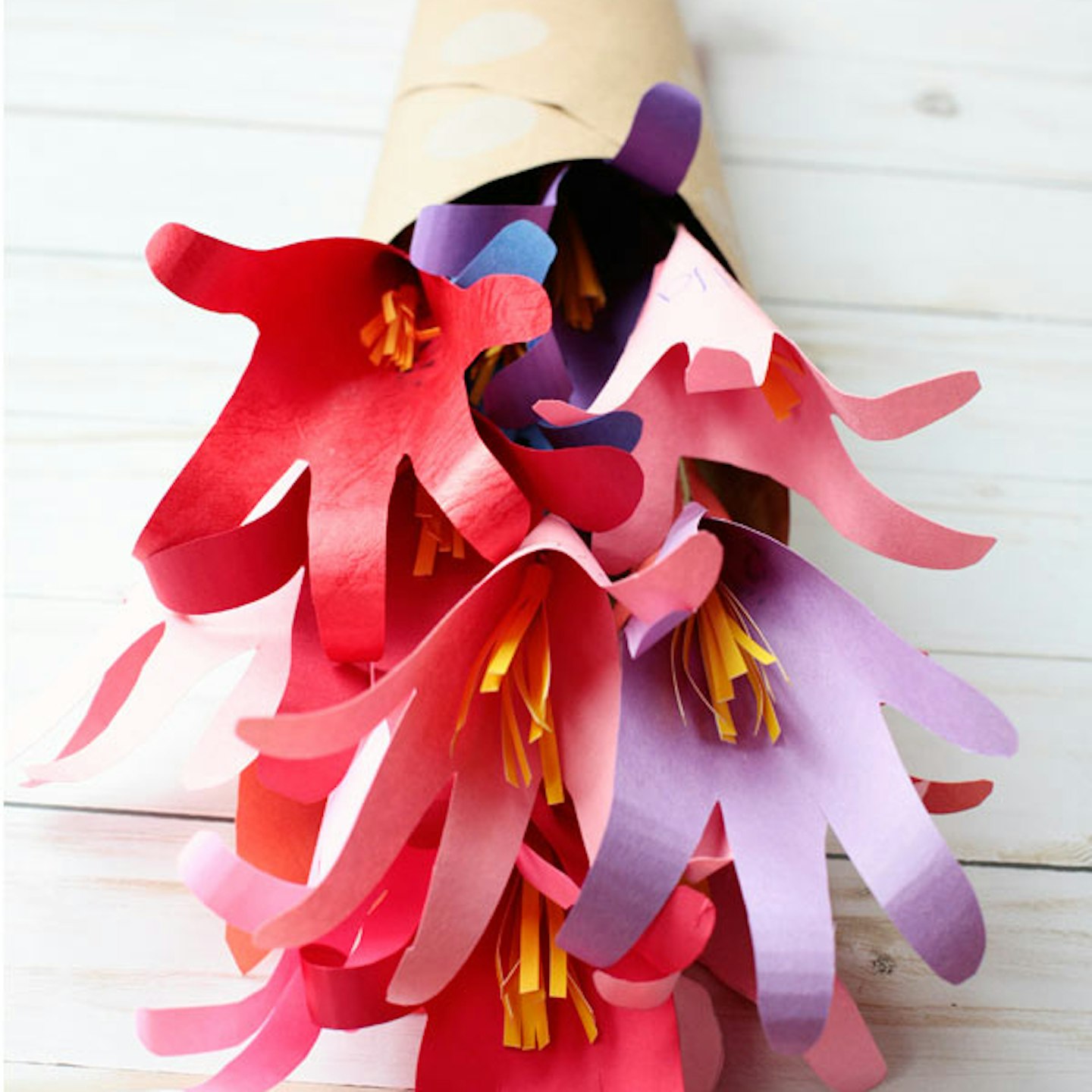 diy mother's day gift boquet of handprint flowers
