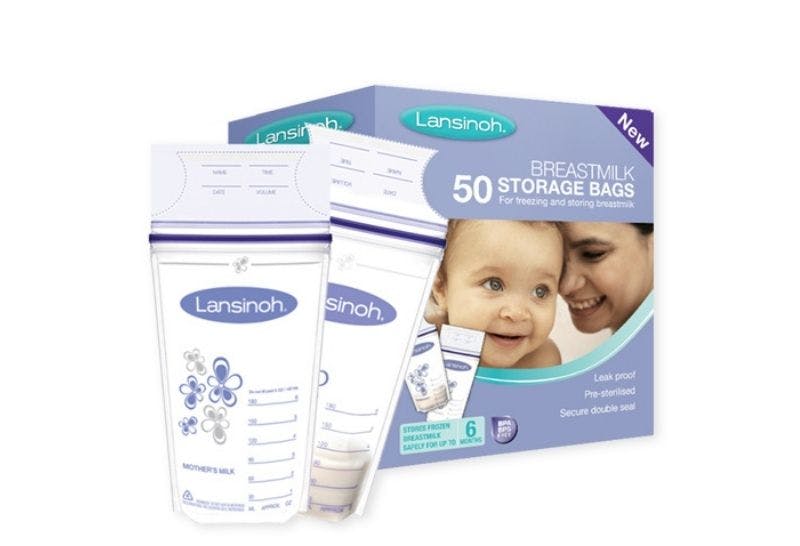 Lansinoh Breastmilk Storage Bags 50 Count convenient milk storage bags for  breastfeeding includes 2 free pump