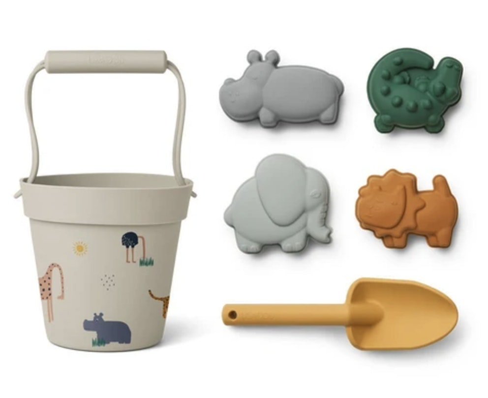 8 of the best bucket and spade sets