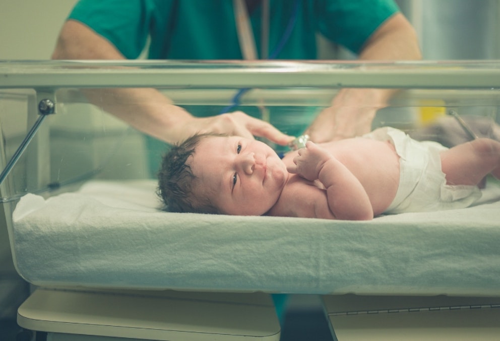 Your Baby’s First Hospital Tests: The Apgar Score, Newborn Check-up And 