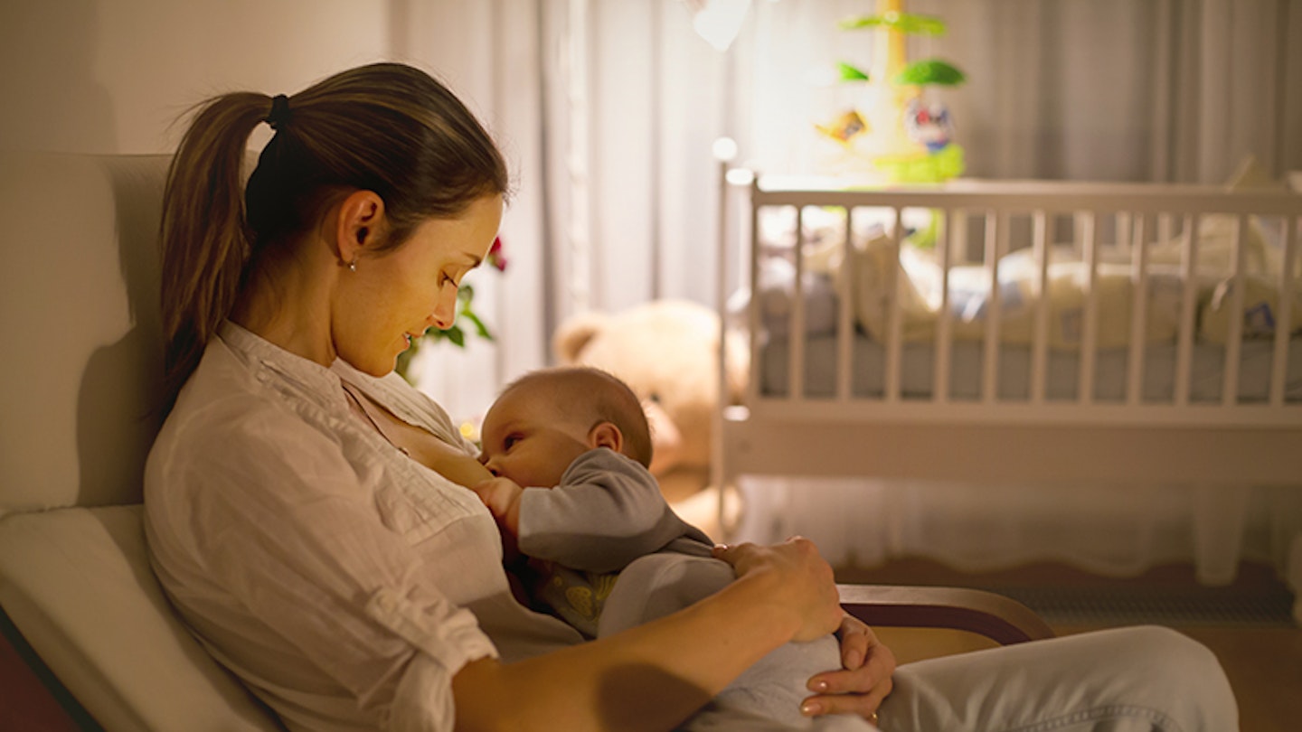 10 night feeding tips for new parents