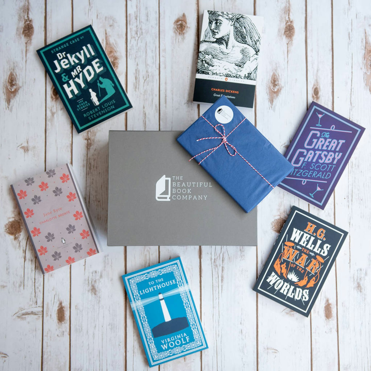 Best gifts for new mums Classic Book Selection Box
