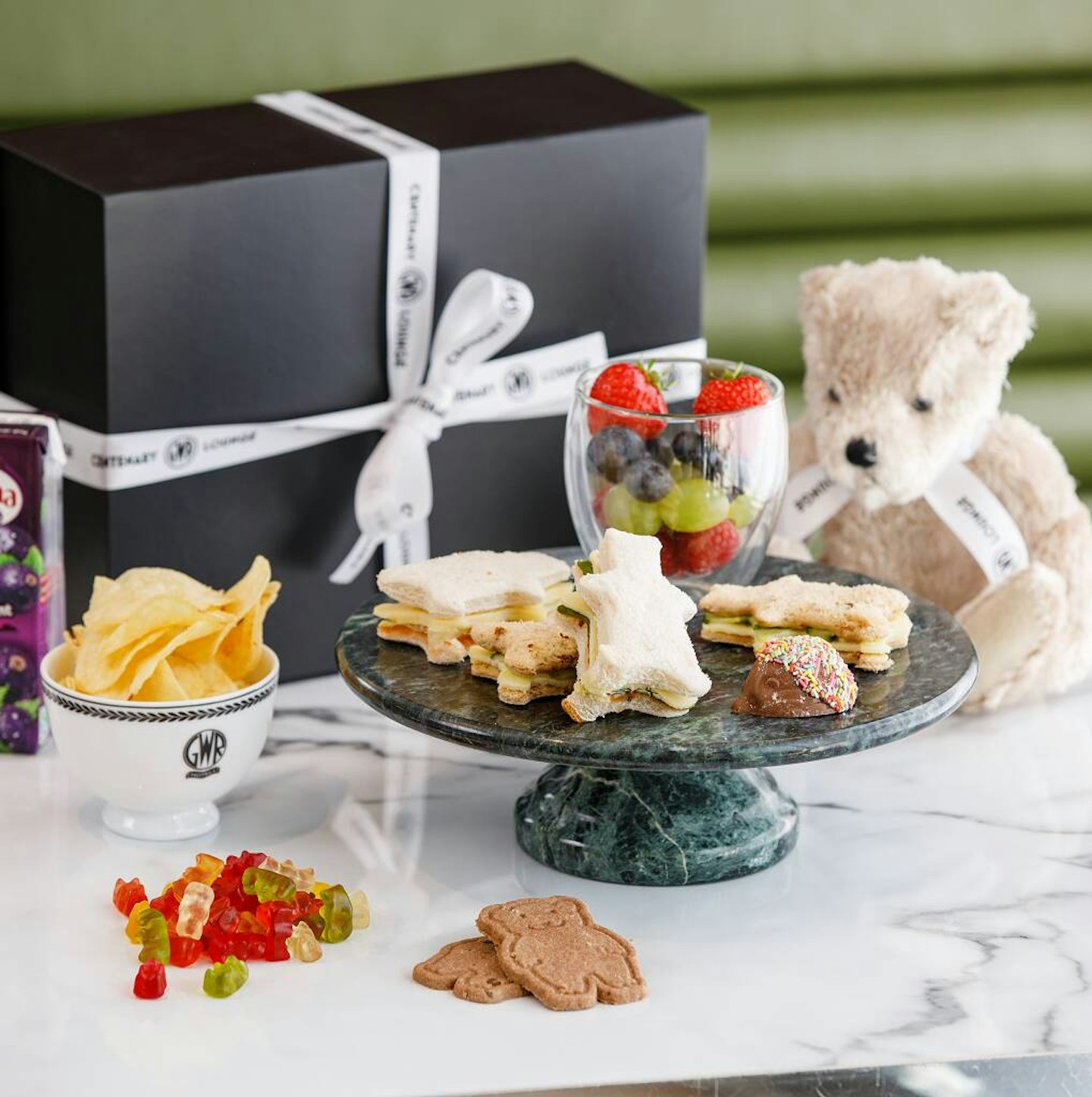 Teddy Bear Picnic Hamper 