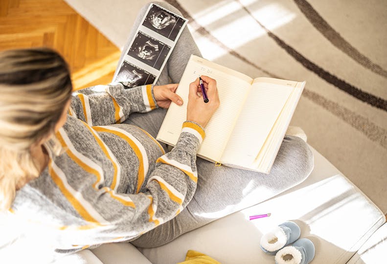 Pregnancy journals to record your special journey Reviews Mother & Baby
