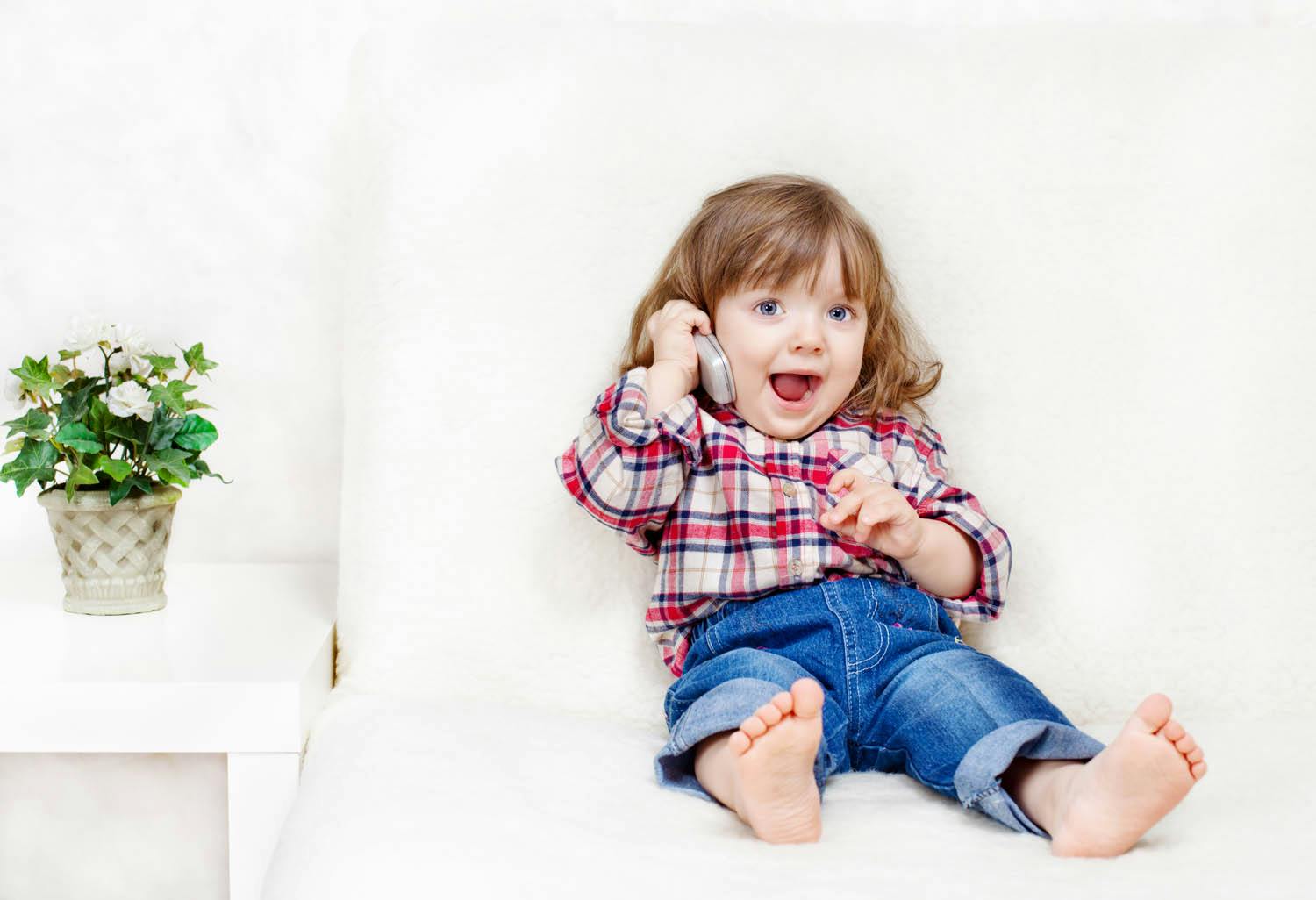 Как нельзя говорить детям. Ребенок в один год не говорит. Ребенок в один год не говорит. Почему ребёнок не разговаривает в 3 года. Ребенок в один год не говорит.