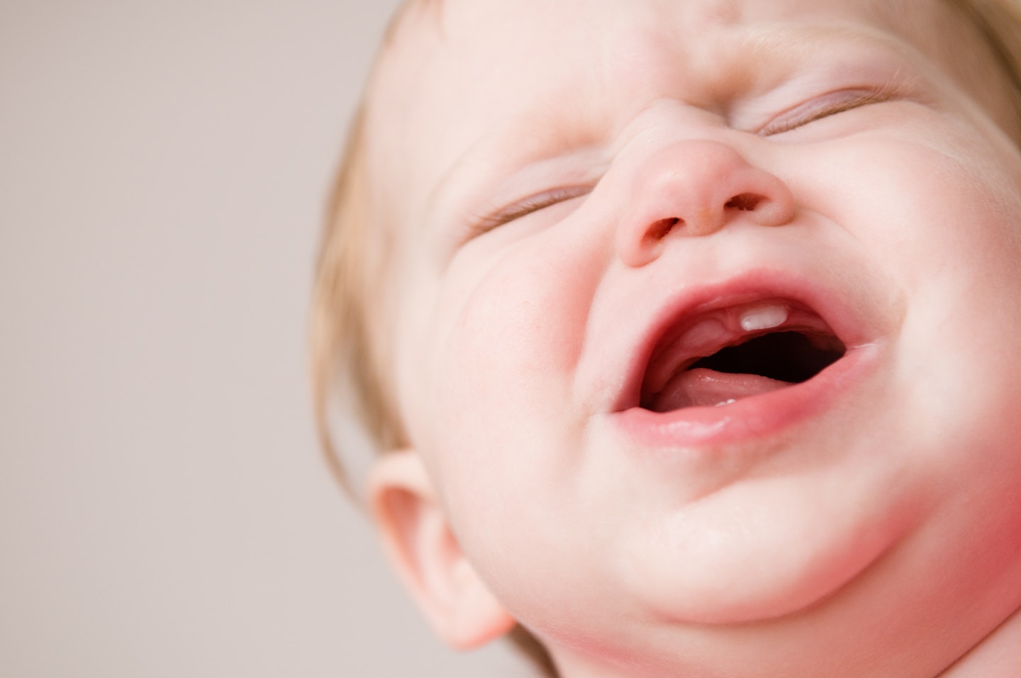 baby teething experiencing discomfort