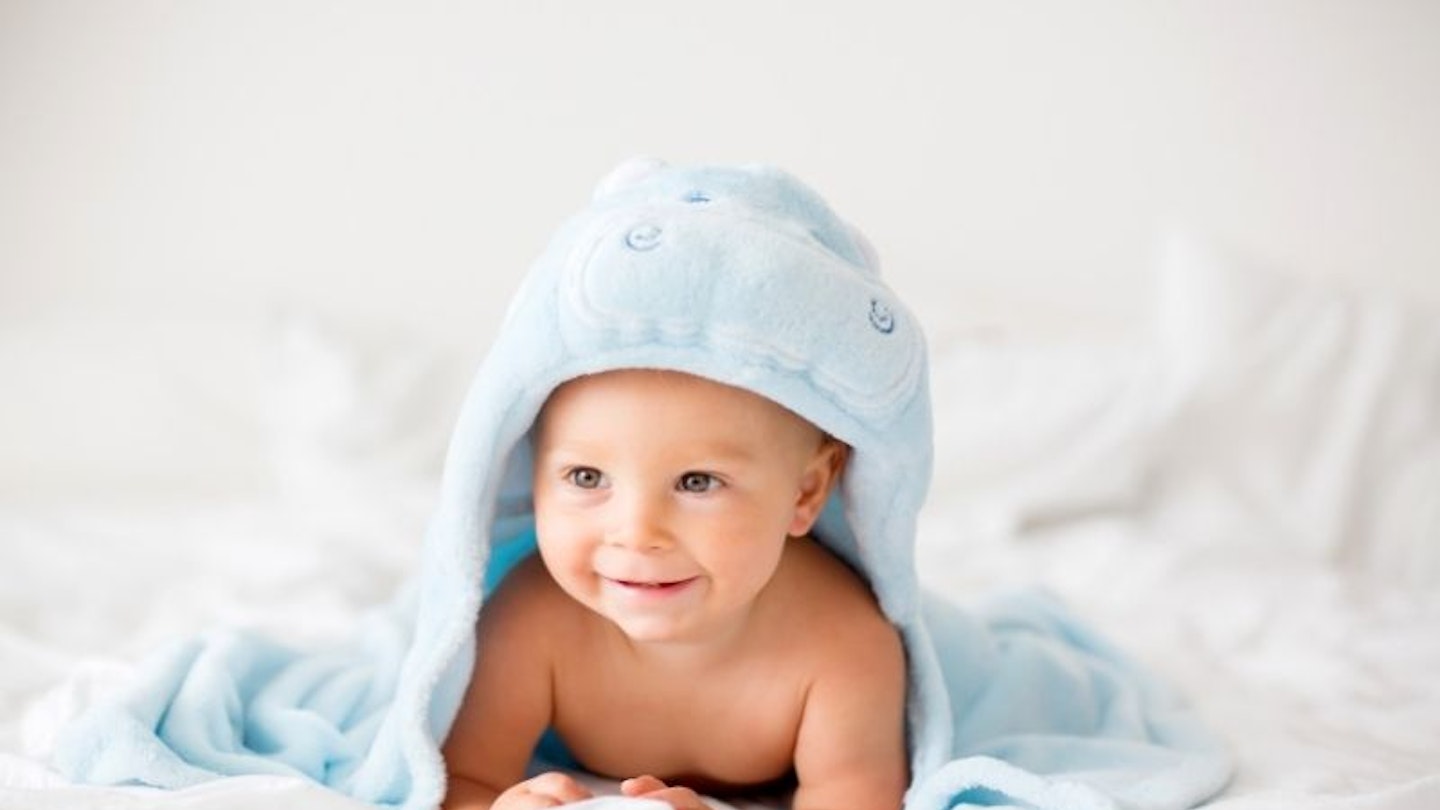 hooded-baby-towel