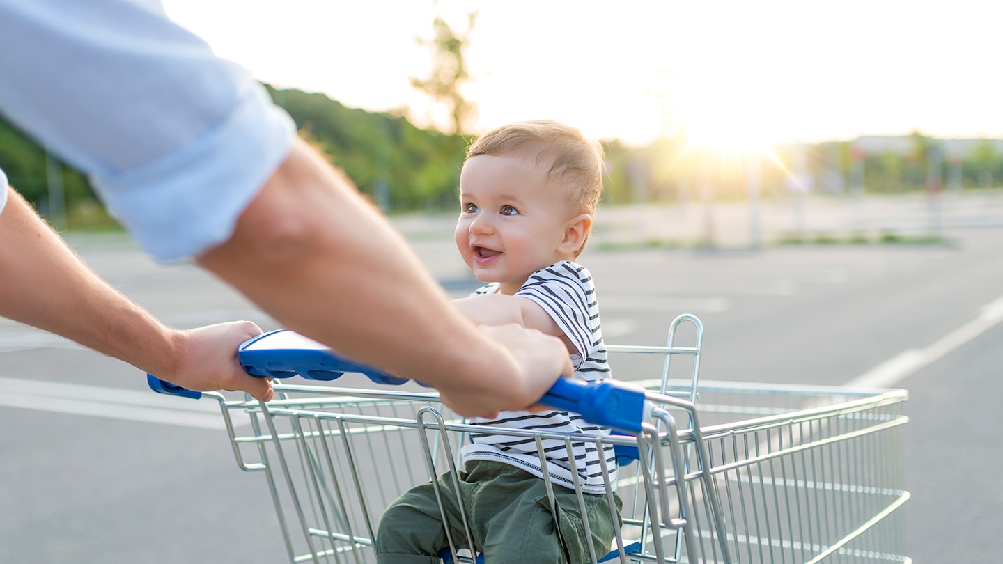How to keep your toddler entertained during the weekly food shop