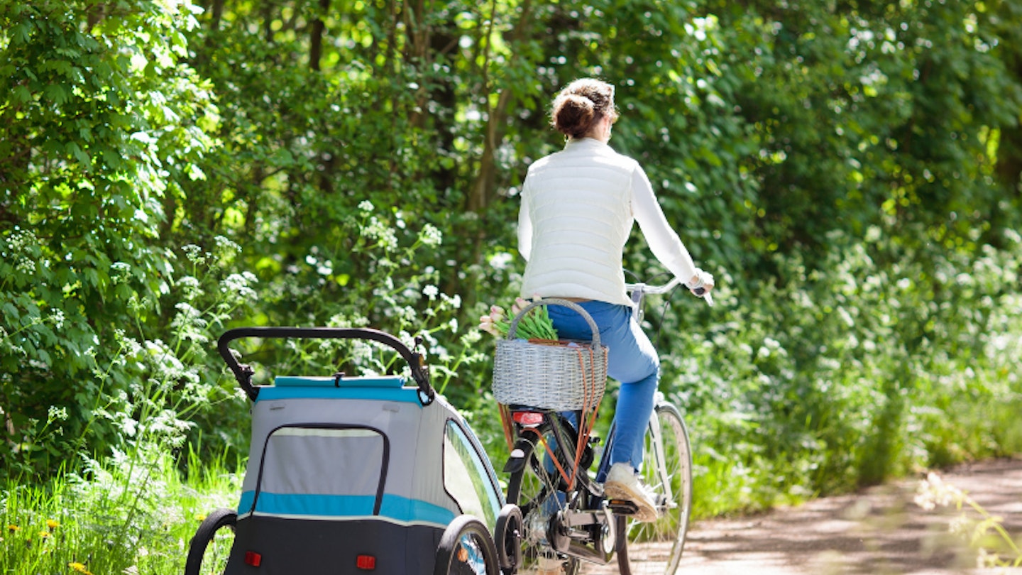 The best double bike trailer for your children UK 2021