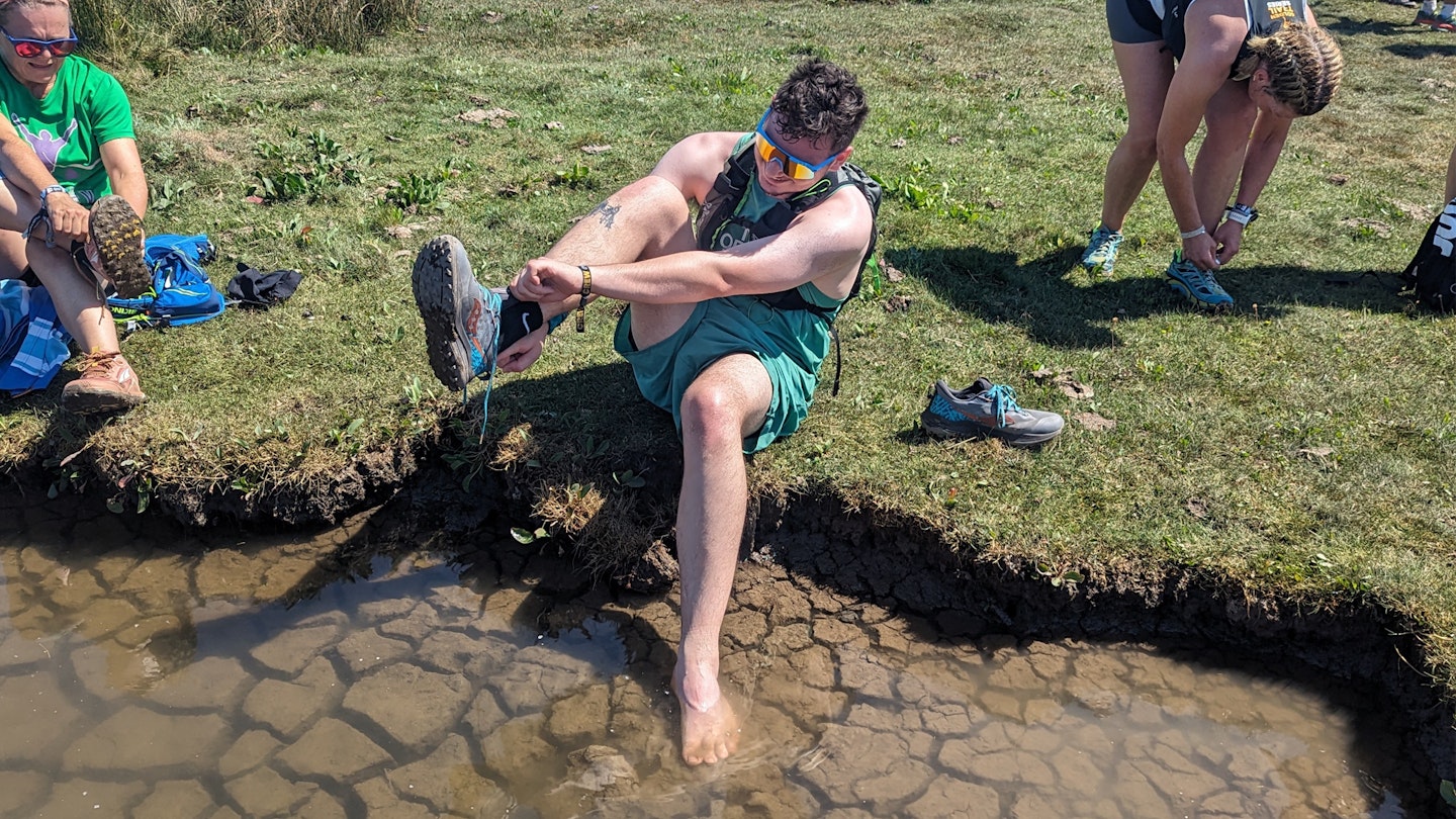 Resting an ankle injury while trail running