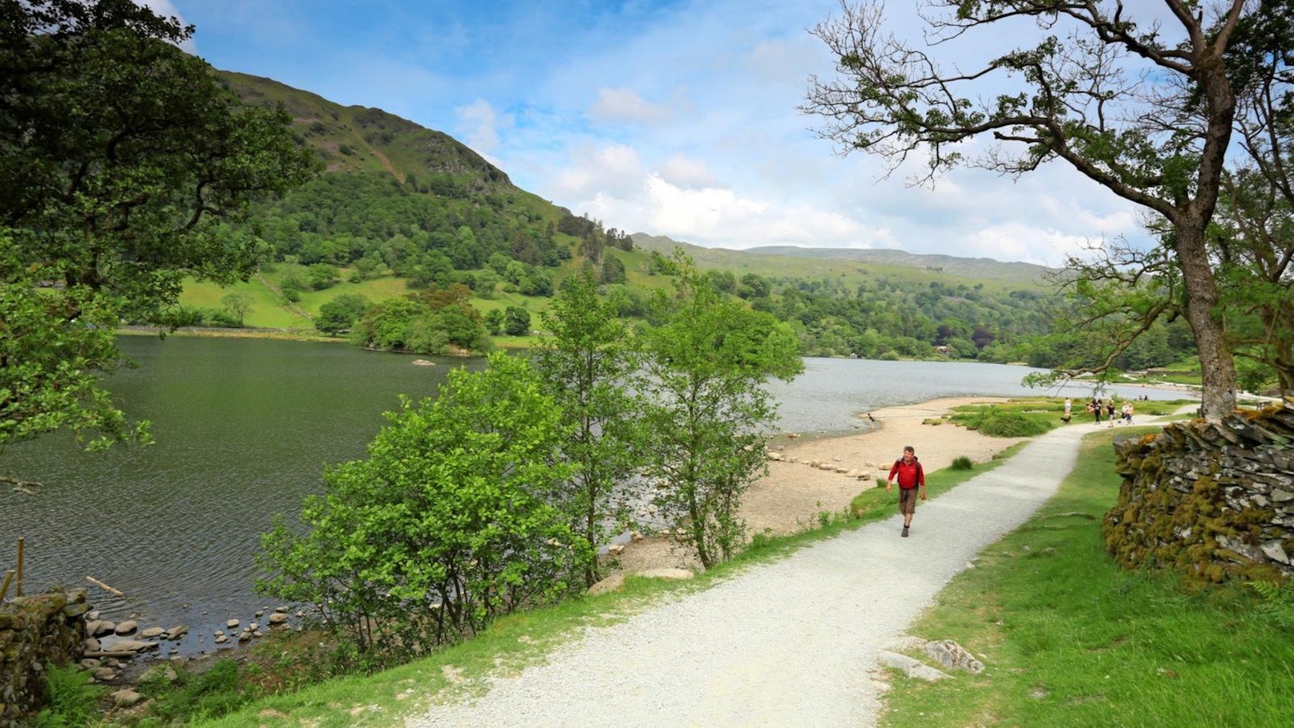 Walking from Grasmere to Ambleside via Rydal Water, Lake District