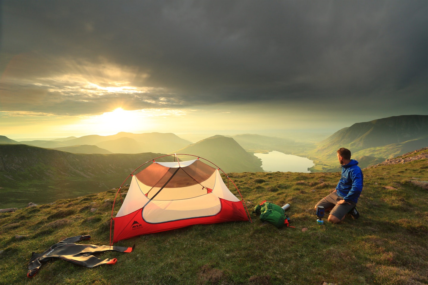 Wild camping in the lake district live for the outdoors