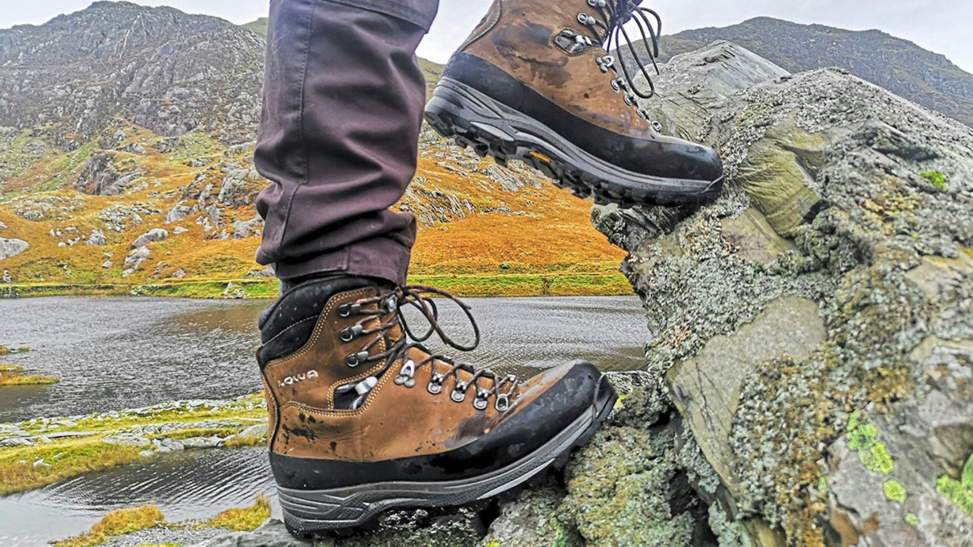 All leather hiking boots mens best sale