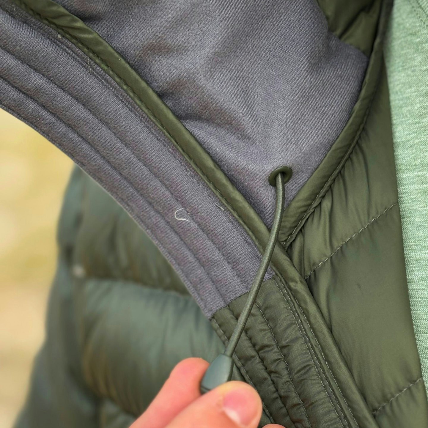 Montane Anti-Freeze Hooded adjustable toggle